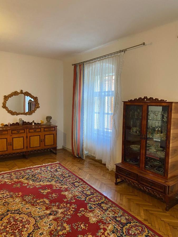 Apartament Istoric Ultracentral - With Parking Nagyszeben Kültér fotó